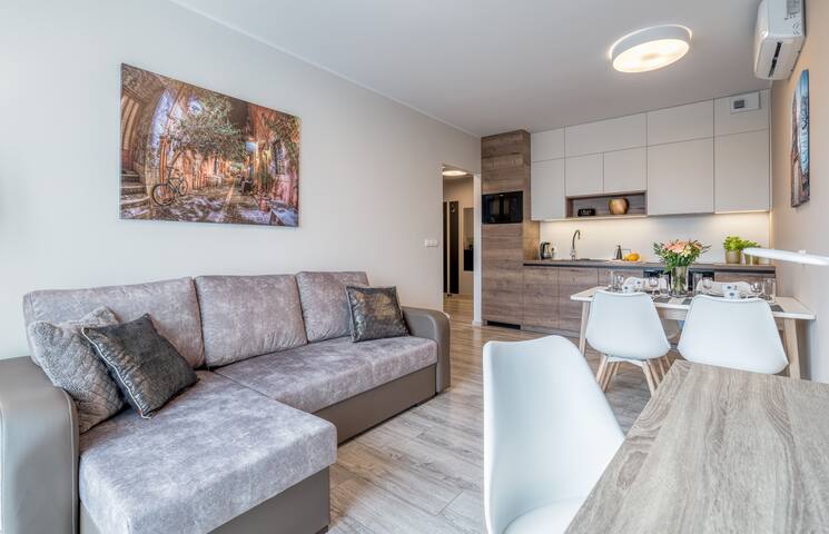 Fu Home Katarzyna managed Airbnb listing 1