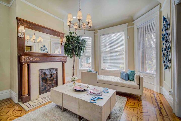 The Painted Man- SF Historic Victorian Mansion gallery image 3