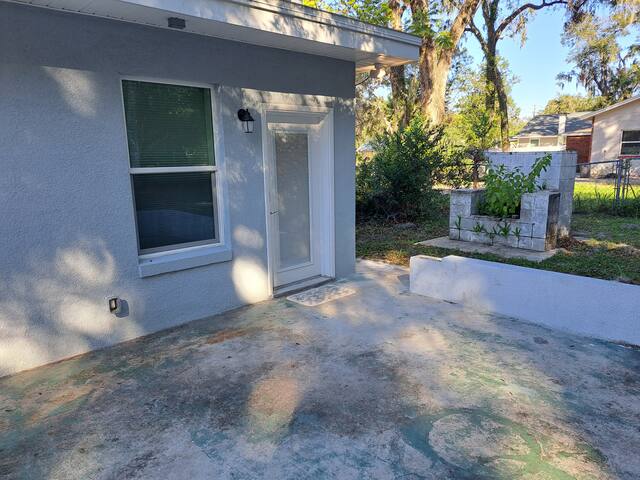 Great location and newly renovated!