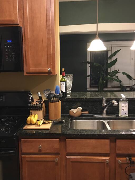 Open kitchen to living room.