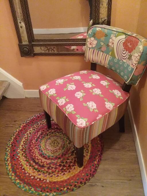 A corner of the private hallway