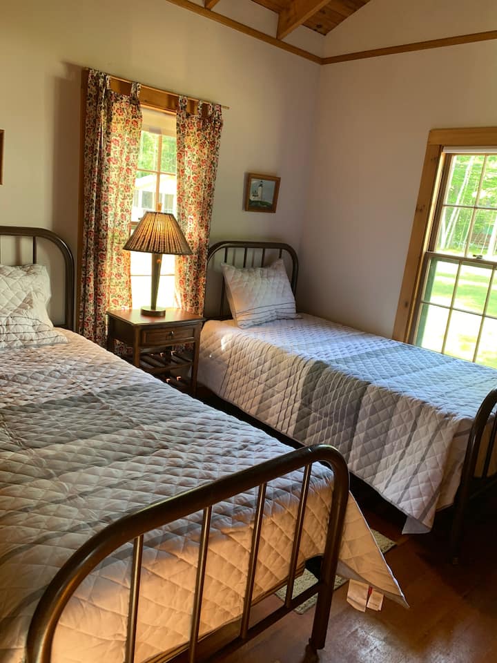 12 Best Airbnb Vacation Rentals Near Sebago Lake, Maine Updated 2024