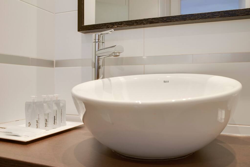 Amenities, baño.