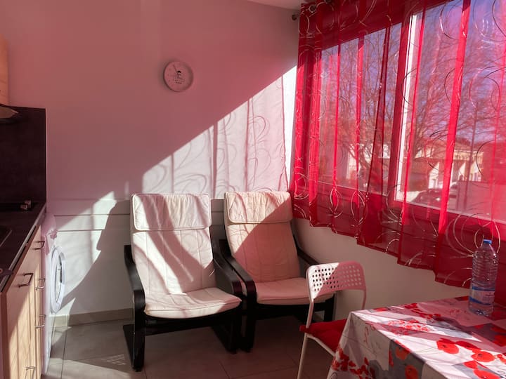 Studio Lumineux, Rénové, Proche Toutes Commodités - Balaruc-les-Bains