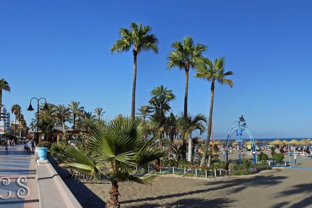 Beach and beach boulevard Torremolinos