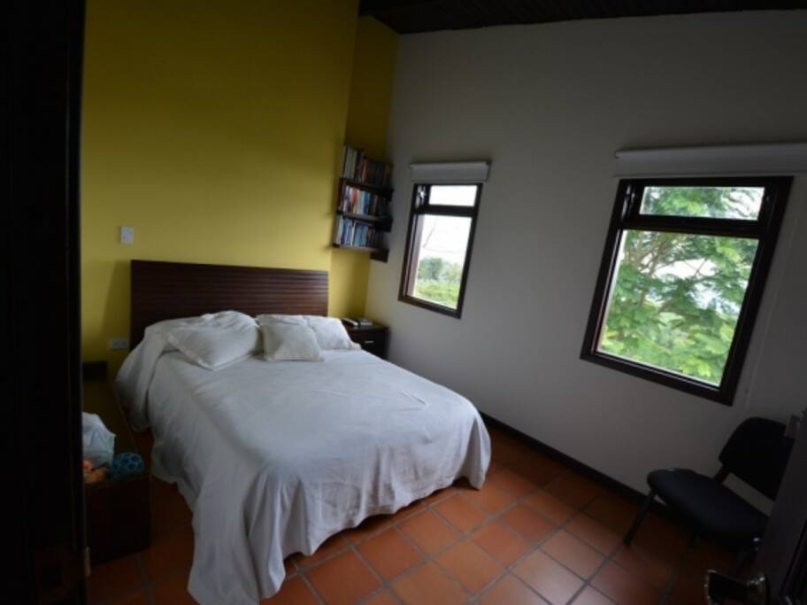 Habitaciones acogedoras, con buena iluminación natural y linda vista