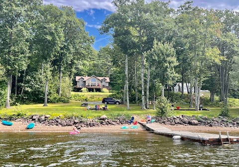 6 bd Lakefront Home, Hot Tub & Kayaks, Ping Pong