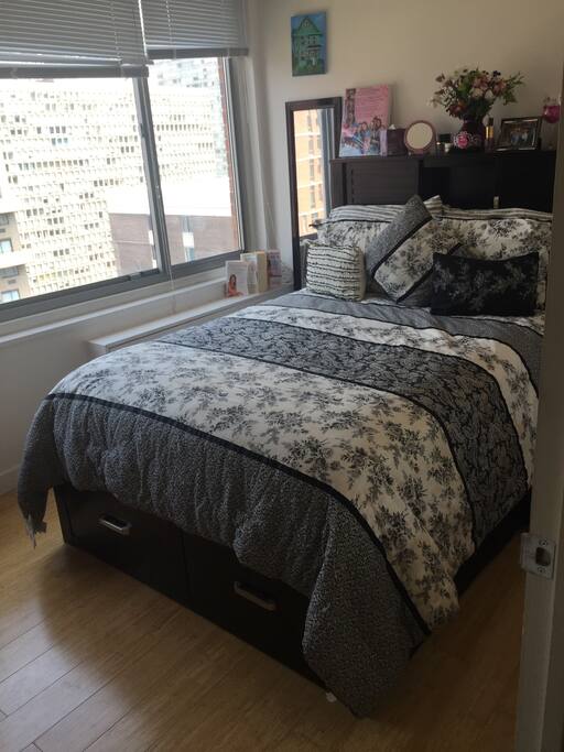 2nd bedroom