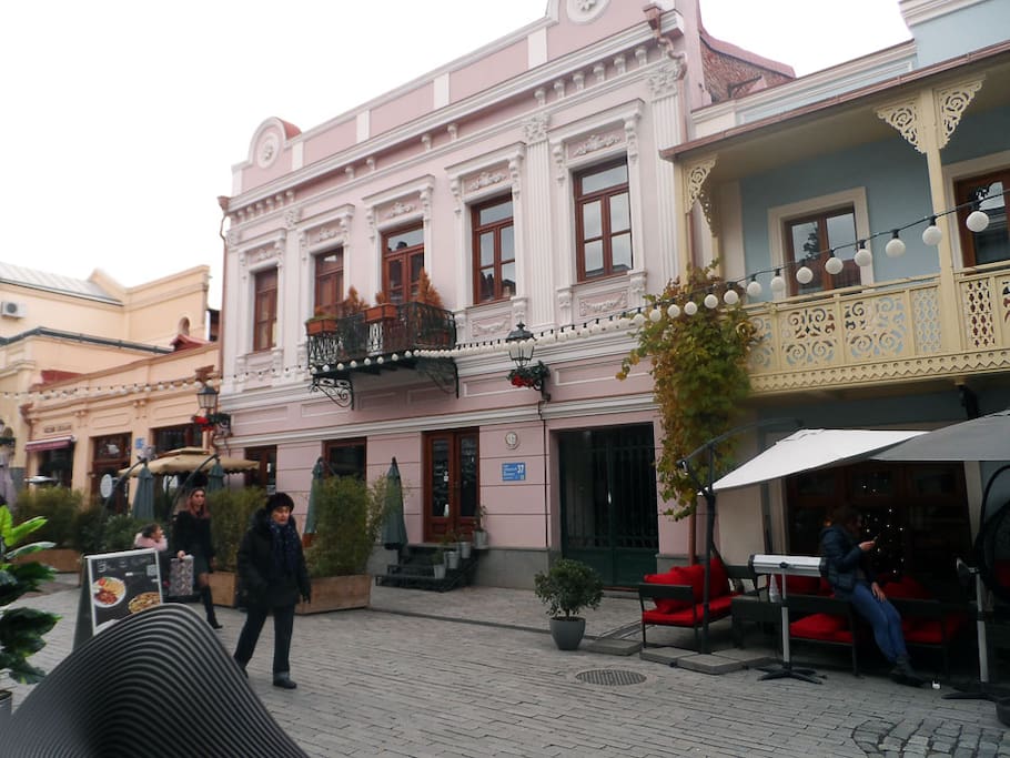 GuestHouse 37, Hotel, Hostel, house outside