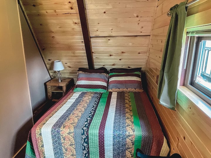 Spálňa na hlavnom poschodí.