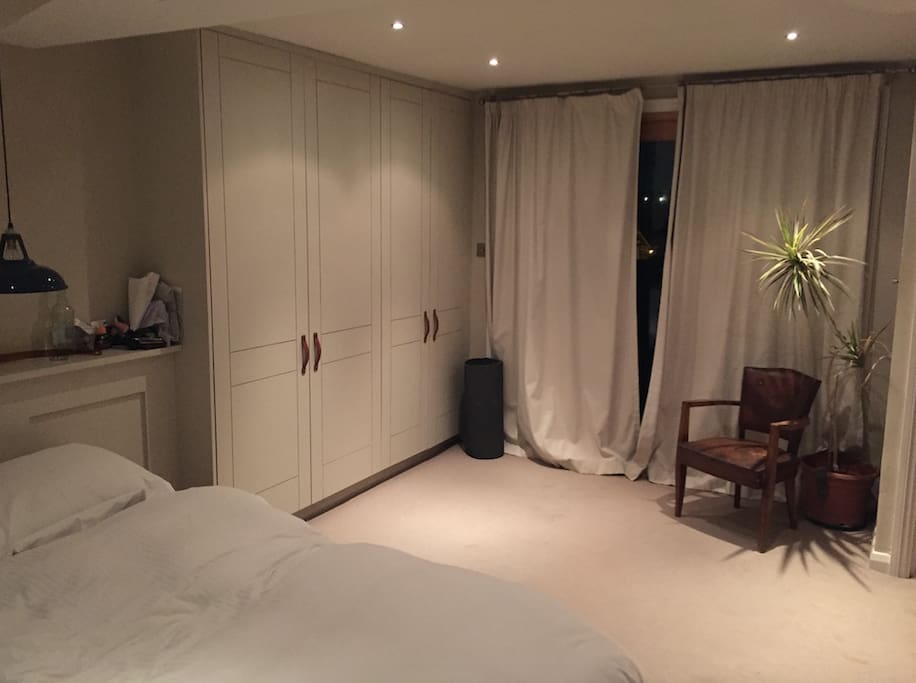 Beautiful big bright spacious double room