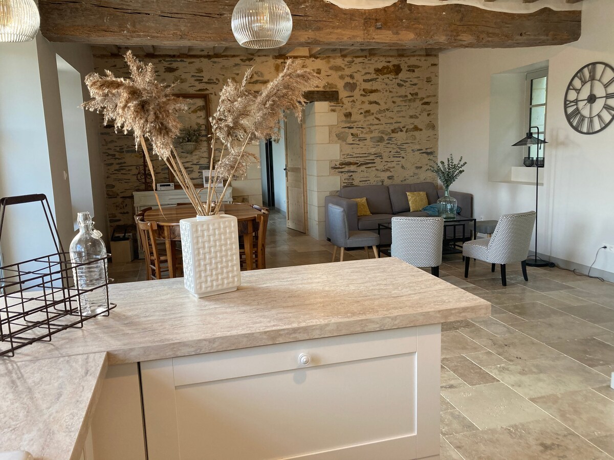 Top performing Airbnb: La Longère, charming house near Angers in Diocèse D'angers