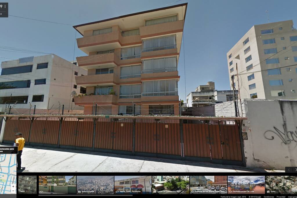Neighborhood's Street View - Safe