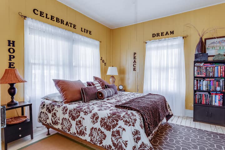 Quarto #2 com cama queen size