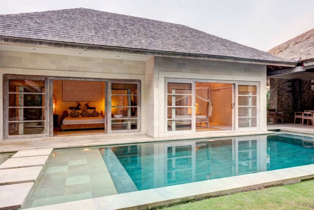 Villa and Pool Overview