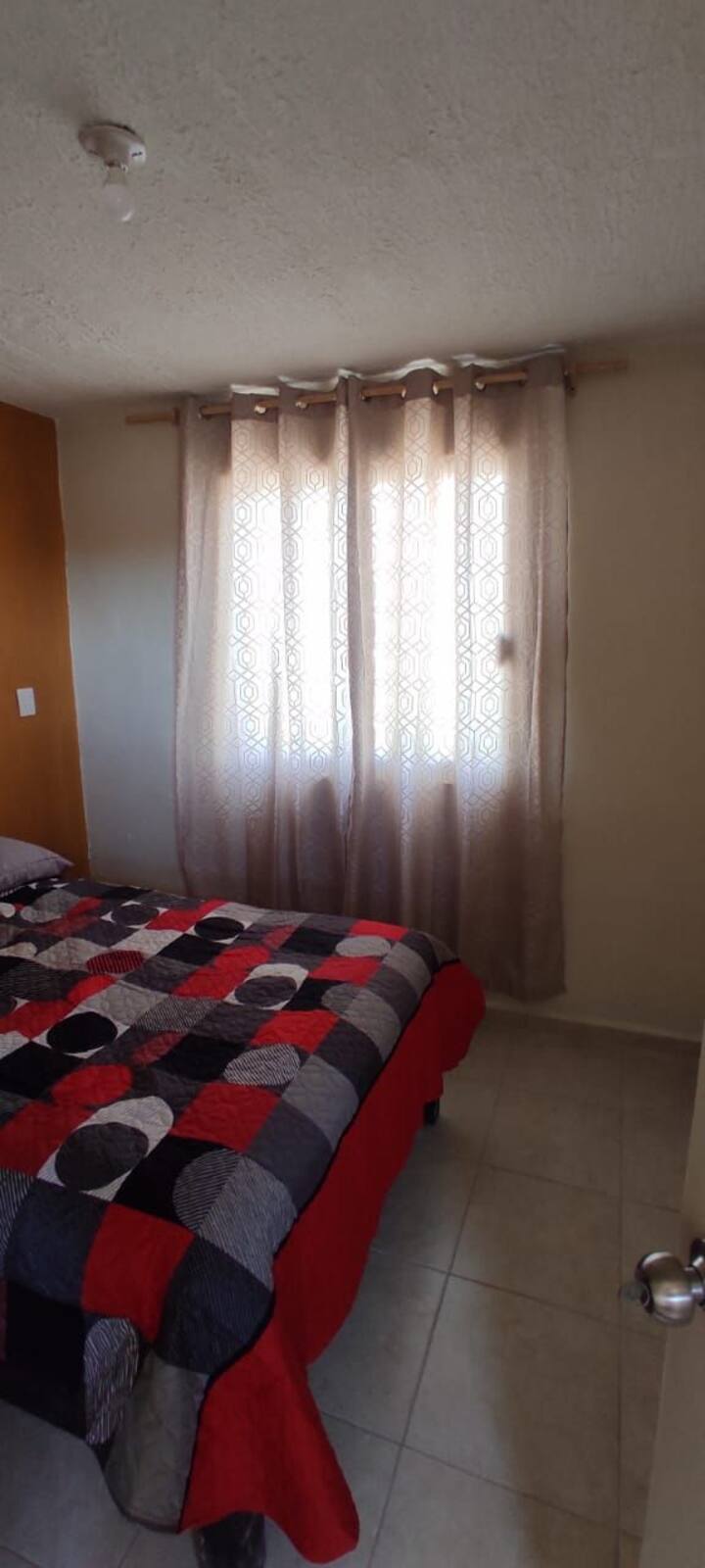 Dhomë gjumi 4