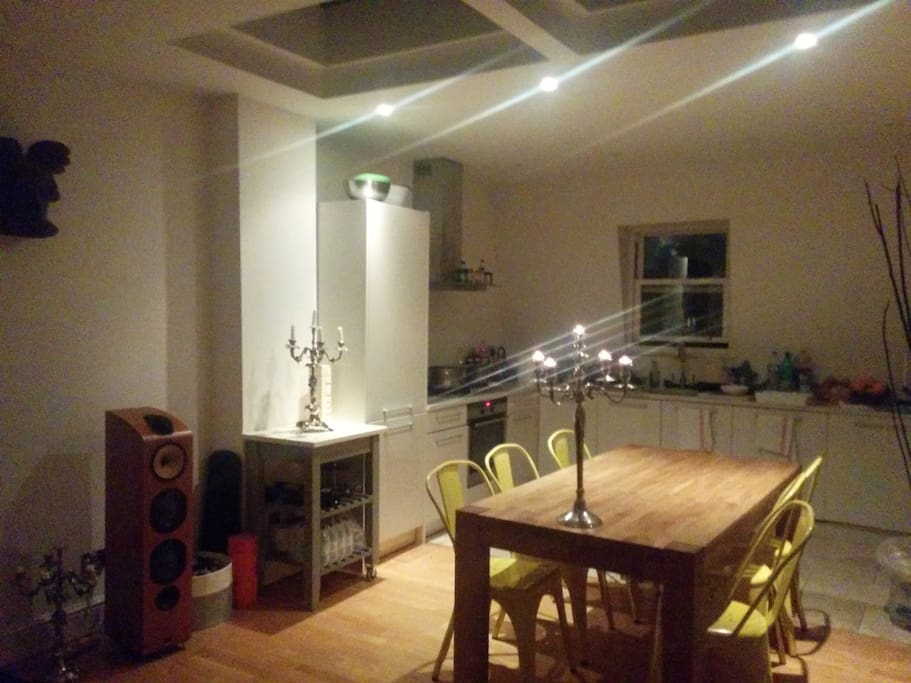 The Flat has to deck in the ceiling so you get lot of light during the daytime and get to see the stars in the evening!