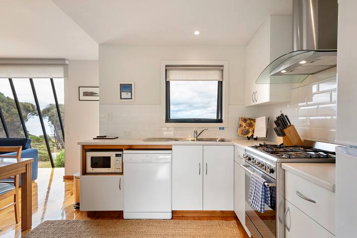 Hazards Hideaway gallery image 5