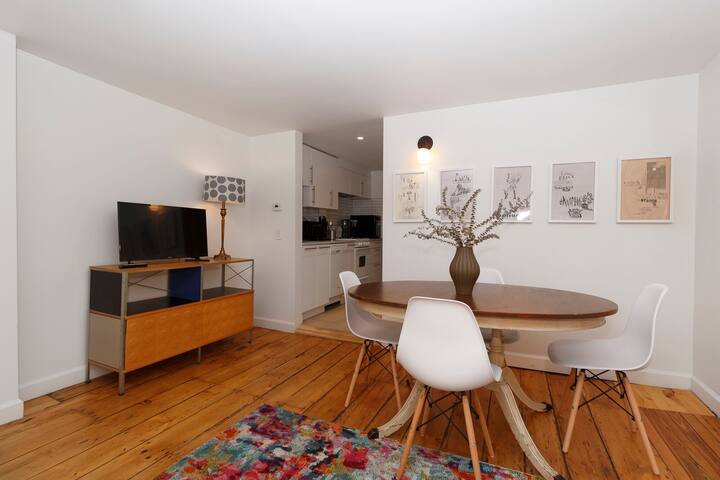 Chelsea 2BR garden apartment – legal NYC townhouse