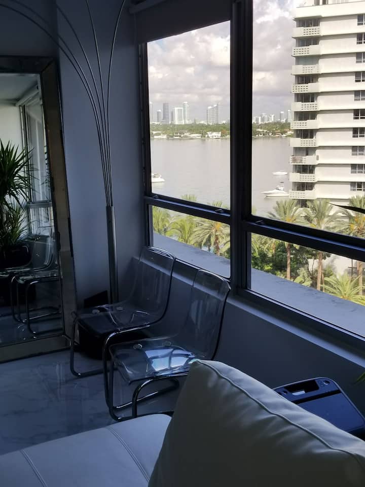 South Beach, Miami Beach Holiday Rentals & Homes - Miami Beach, FL | Airbnb