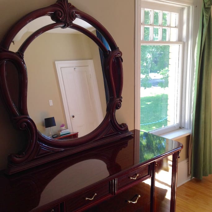 The Art Deco inspired bedroom