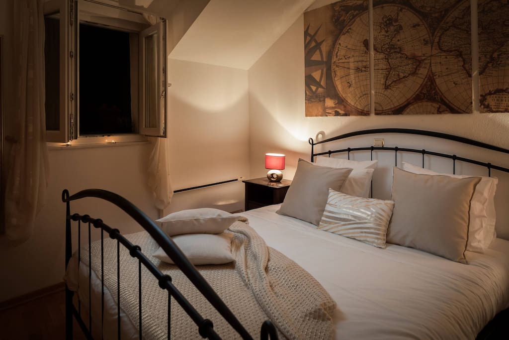 bedroom, 2 closet, bed 200-160cm,air - conditioning