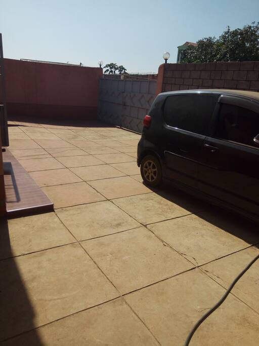 Parking lot