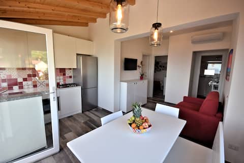 Top performing Airbnb: Brand new apartment with a sea view in Campo Nell'elba