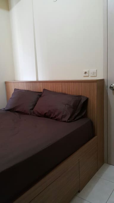 The first room with double bed (Air conditioned)