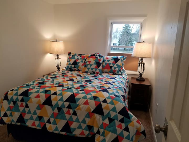 Manželská posteľ v hlavnej spálni