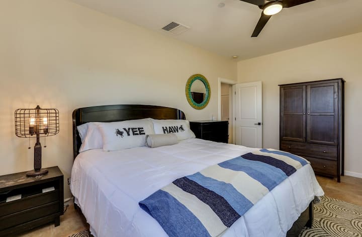 Schlafzimmer 2 - mit Hundetür