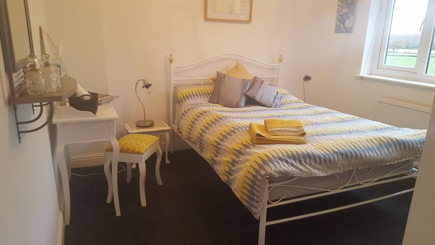 Airbnb Brimpton Vacation Rentals Places To Stay