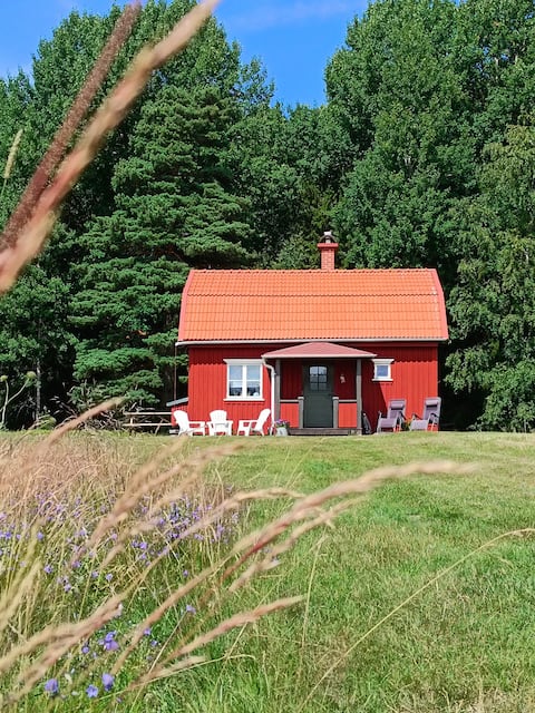 Cozy Summer House - Lakeside Fully Equipped