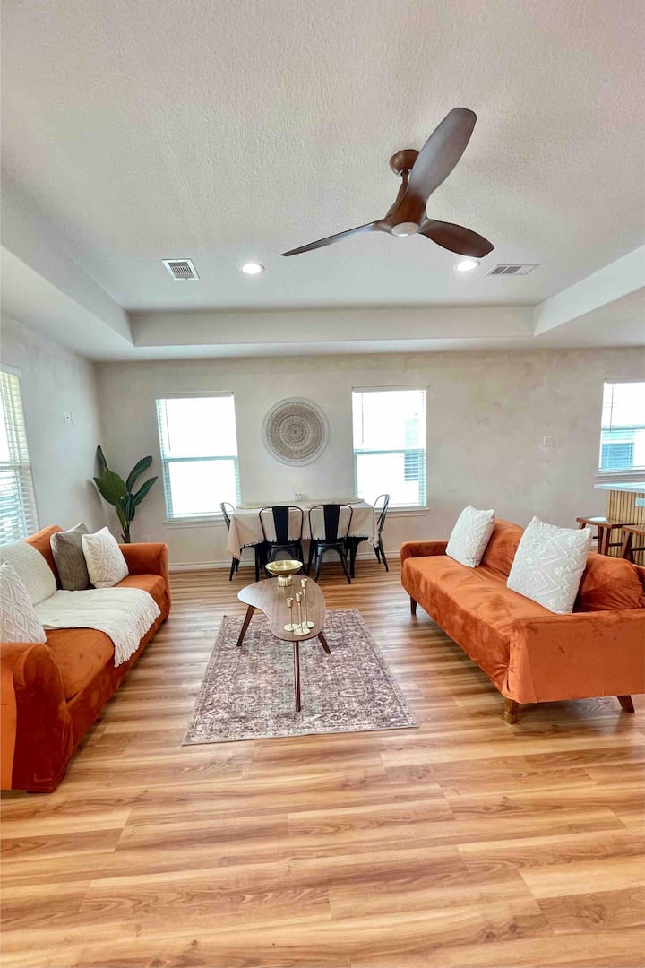 Tulumsurfside - Freeport, TX