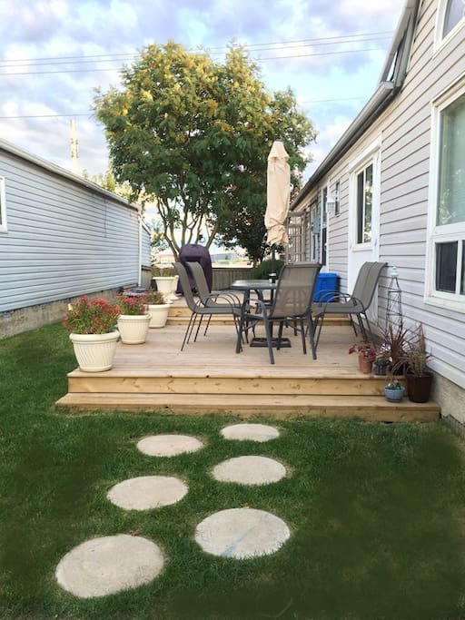 Nice deck to enjoy drinks or coffee and a book