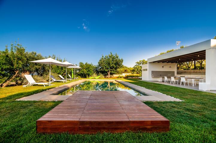 Monsignore Country Villa gallery image 2