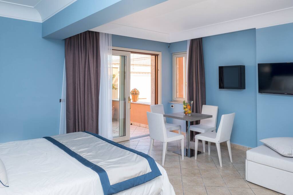 Junior Suite 1