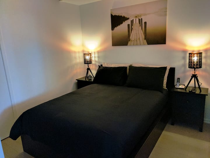 Royal Urban Haven -1br Heart Of Financial District - Toronto