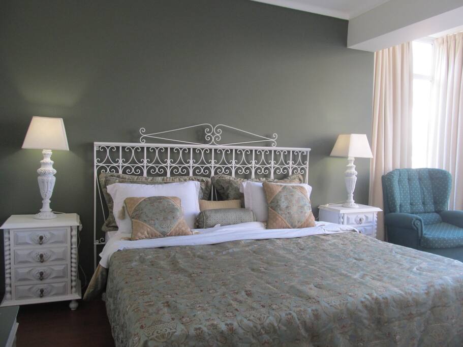 Bedroom 1 with soft matrass