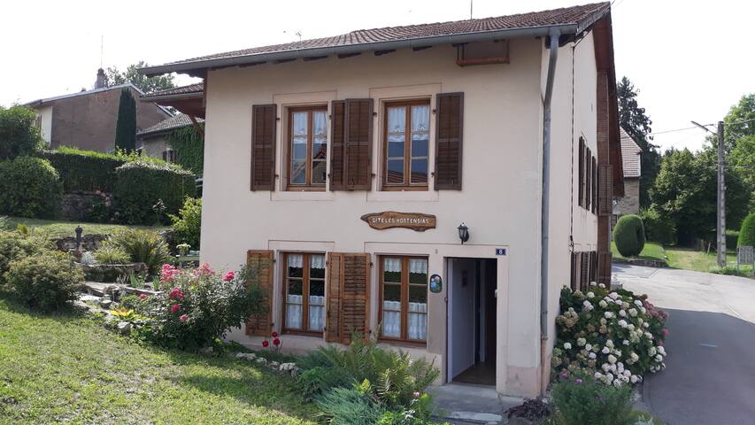 Cottage Avec Jacuzzi Center Parc