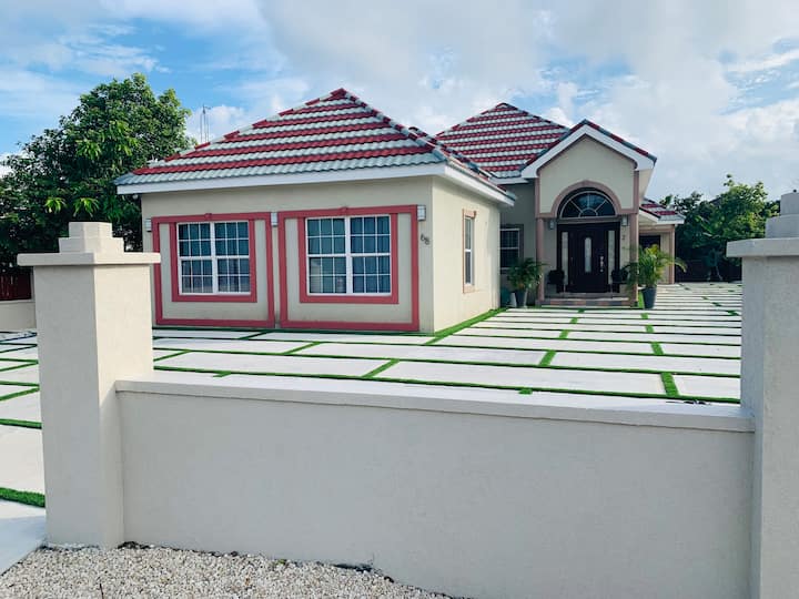 Grand Cayman Condo Rentals | Home and Condo Rentals | Airbnb