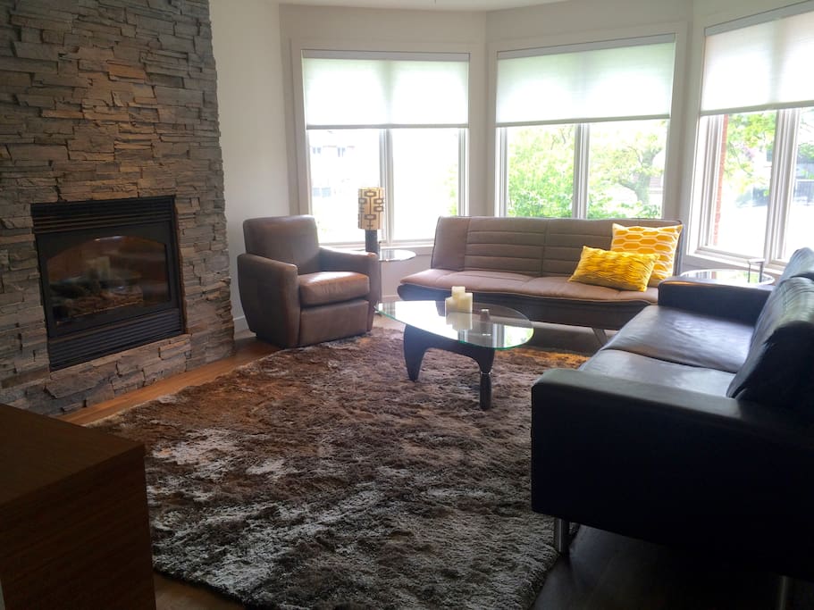 cozy up in the living room around the gas fireplace