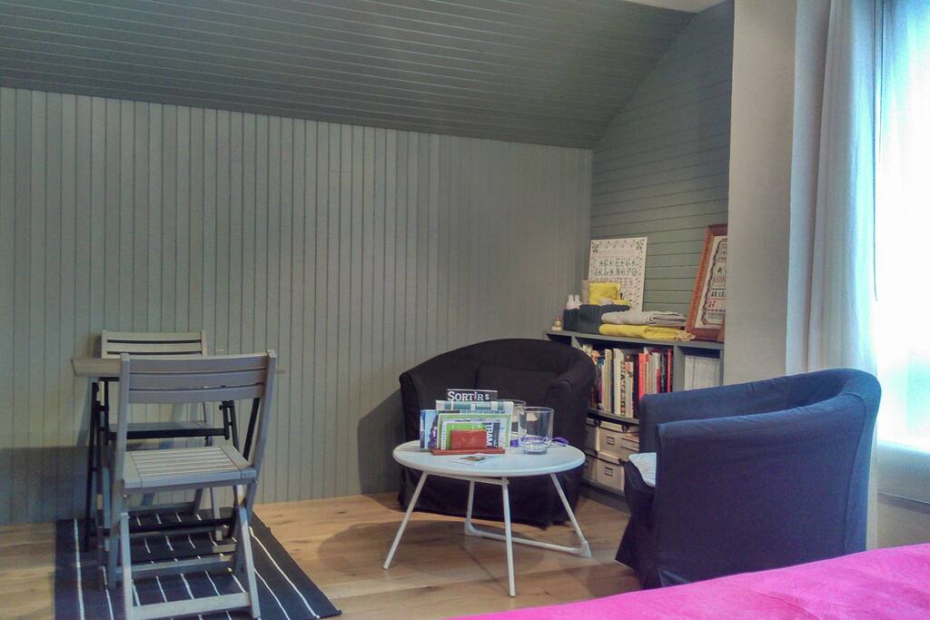 Vous pourrez prendre votre déjeuner dans la chambre