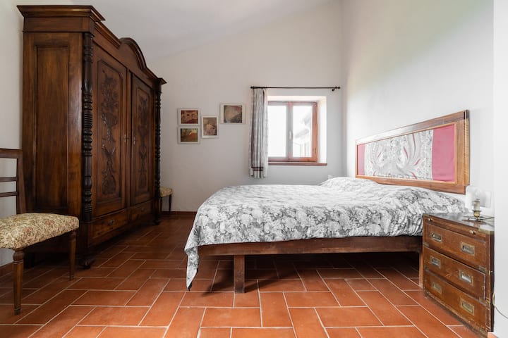 საძინებელი 6