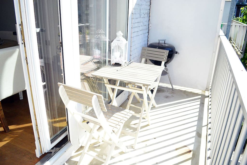 Enjoy a nice cup of coffee or tea on this great balcony