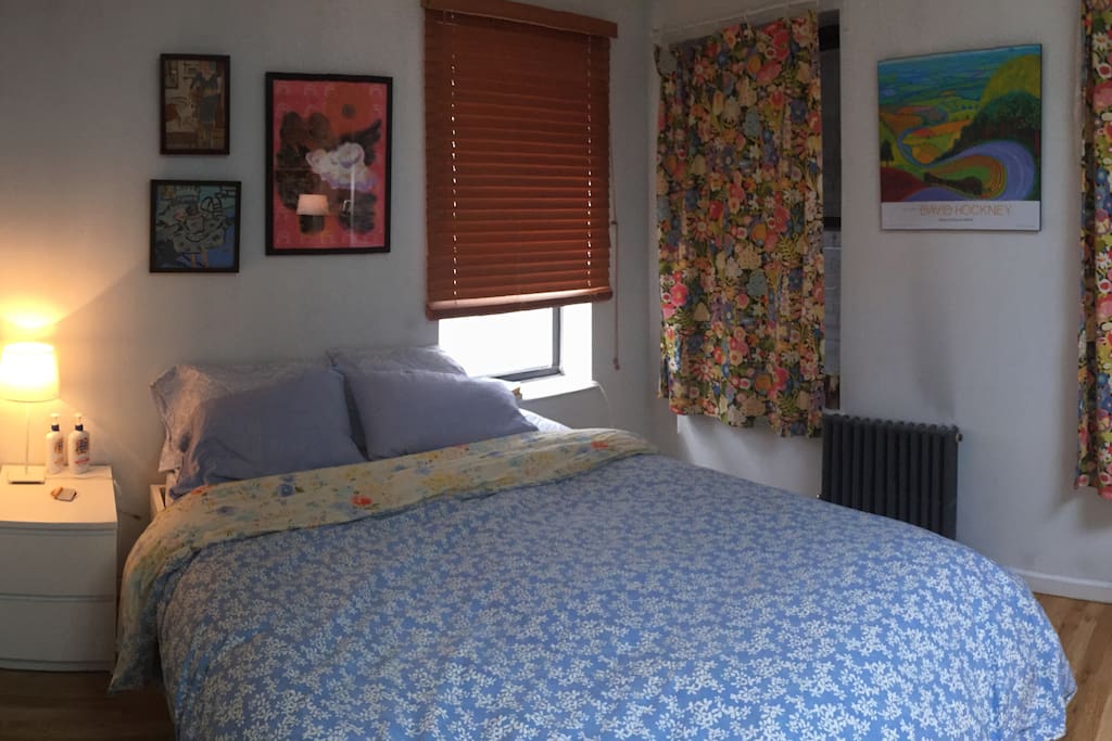 Luxuriously comfy queen sized bed