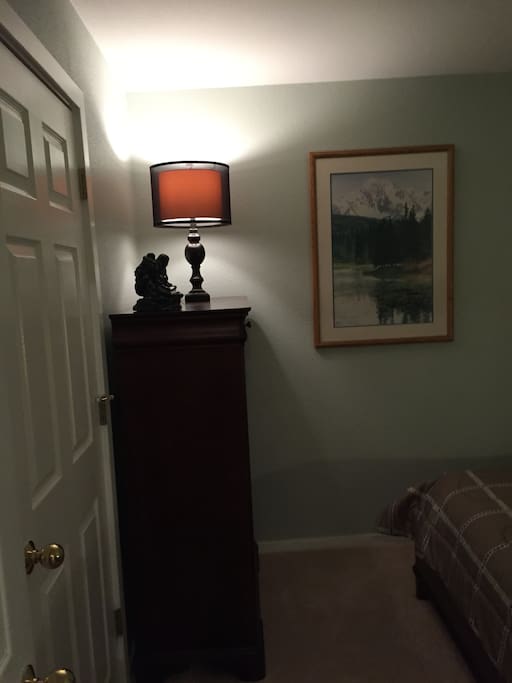 Bedroom 1 w/queen bed