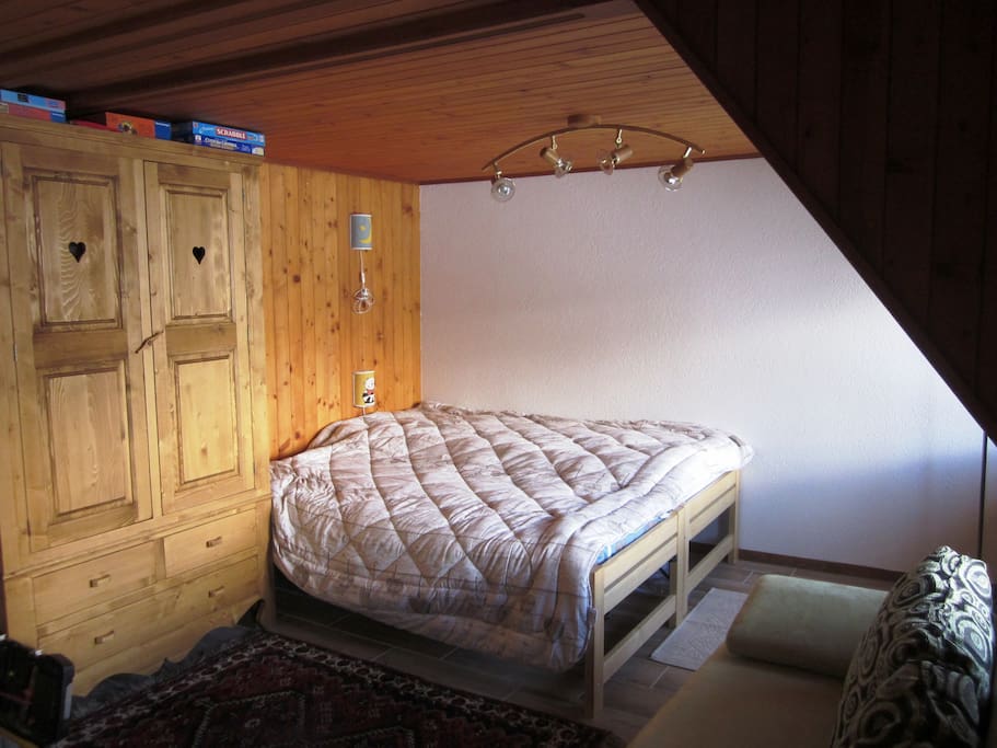 Lit gigogne+canapé convertible /Tundle bed and sofa convertible