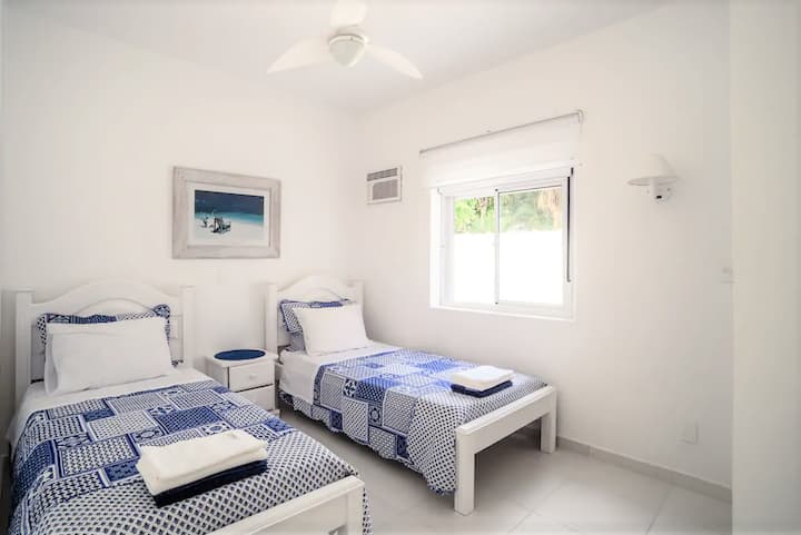 Suite # 3 do andar terreo ,com 2 camas solteiros.