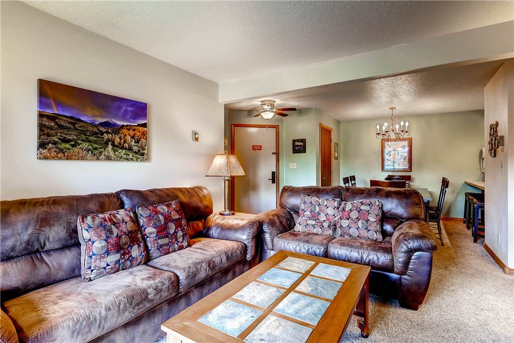 Couch,Furniture,Art,Indoors,Room